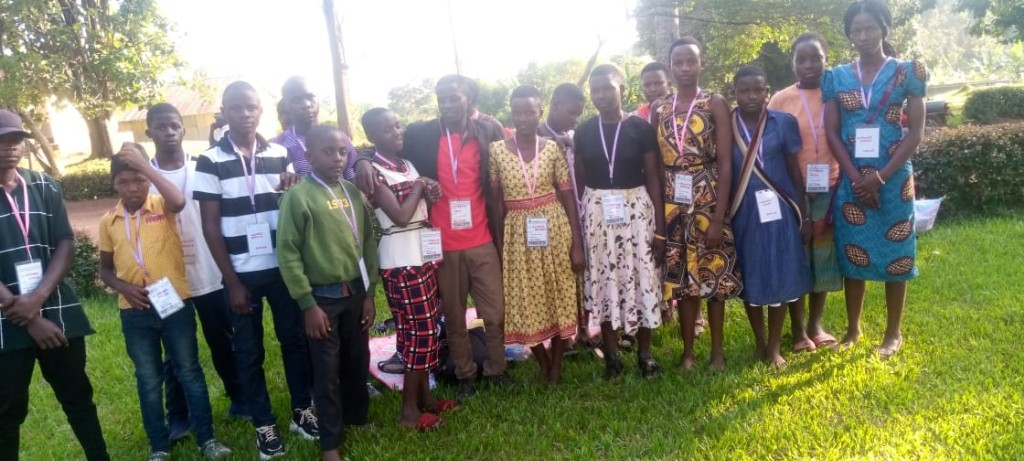 Our Social Uganda: BAMUNANIKA YOUTH DEVELOPMENT GROUP group photo