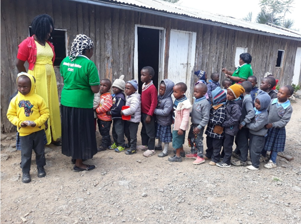 Greta Rowe School Kenya children in a line